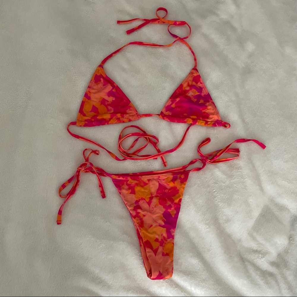 437 flora suit